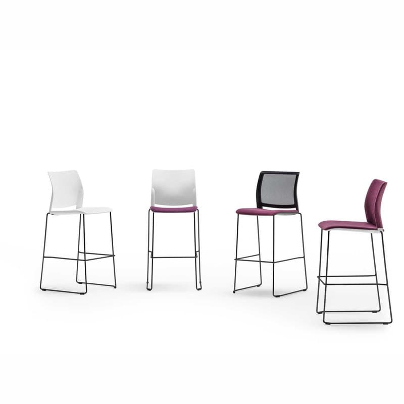 Tabouret haut empilable AREA tapissé BRALCO