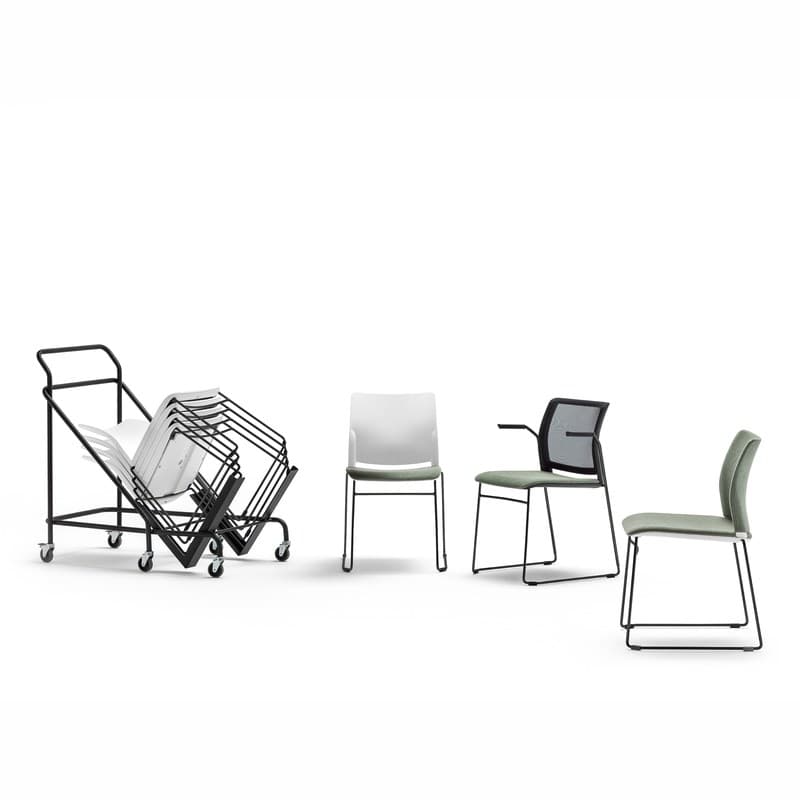 Chaise empilable AREA dossier résille avec accoudoirs BRALCO