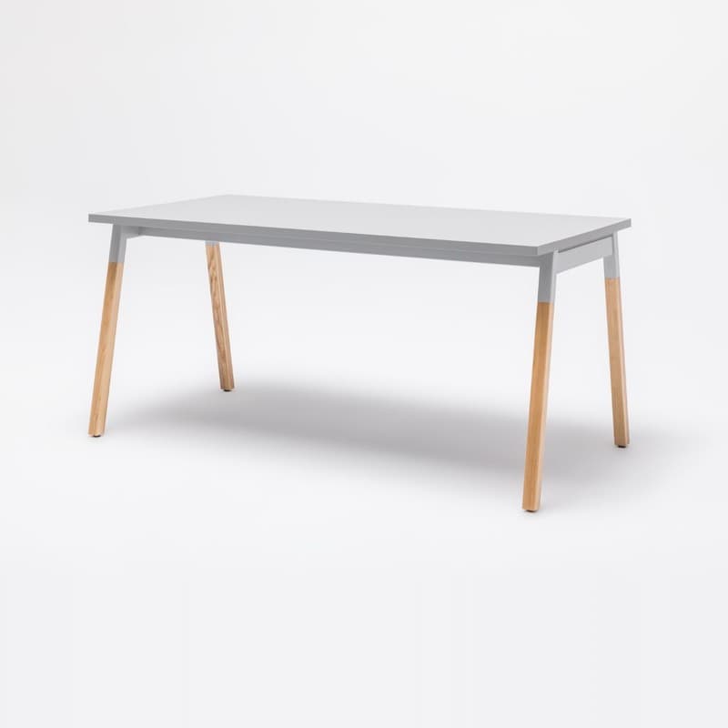 Bureau droit pieds trapèze en bois OGI W